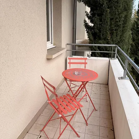 T2 Avec Parking Prive Apartment *