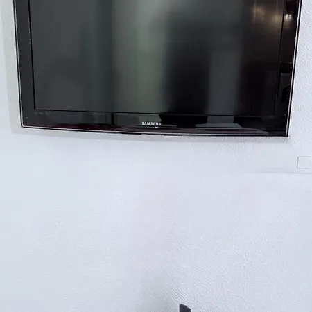 Apartment T2 Avec Parking Prive Pineuilh