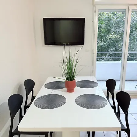 T2 Avec Parking Prive Apartment *