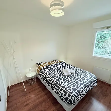 T2 Avec Parking Prive * Pineuilh