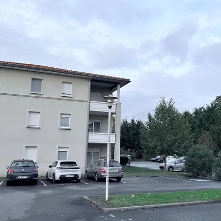 T2 Avec Parking Prive Apartment *