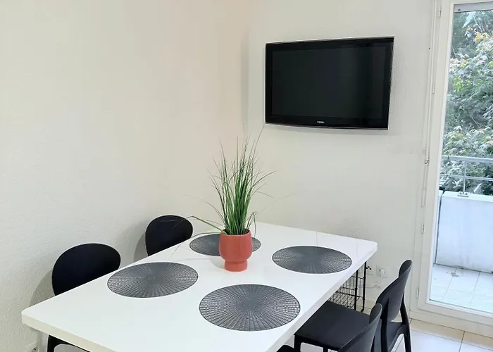 T2 Avec Parking Prive Διαμέρισμα